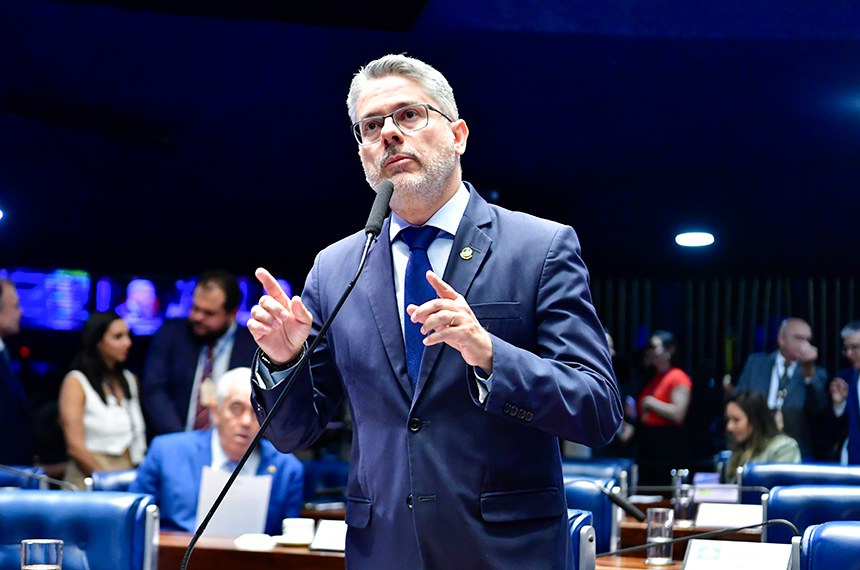 G. Dias devia ser o primeiro a depor na CPMI, Cletinho 