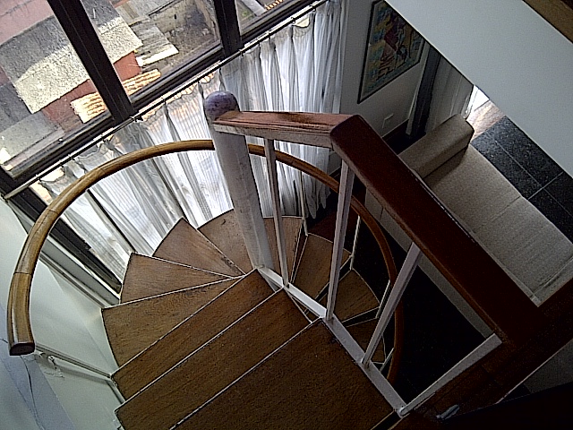 Escada vista 2º andar
